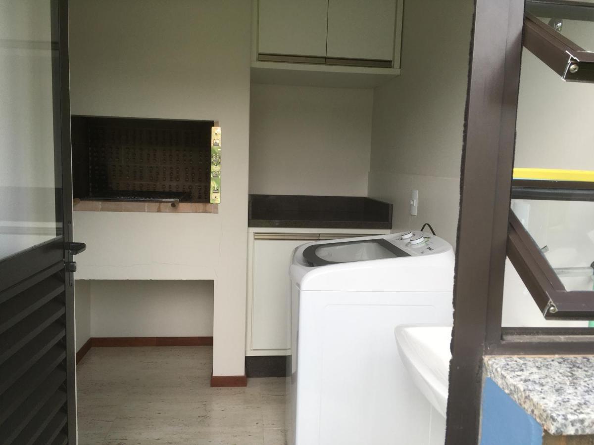 Apartamento Com Piscina - Garopaba - Praia Da Gamboa Екстериор снимка